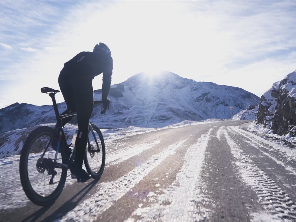 ASSIOMA PRO RS Power Meter Pedals – Shimano compatible, carbon, electronics in spindle, single or dual-sided